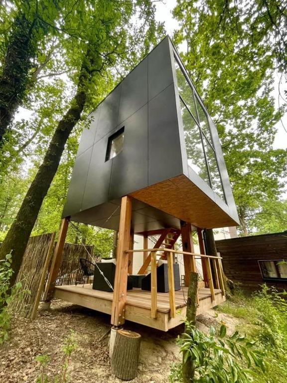 Utopia Village - Art & Nature Lodges Монс Екстер'єр фото